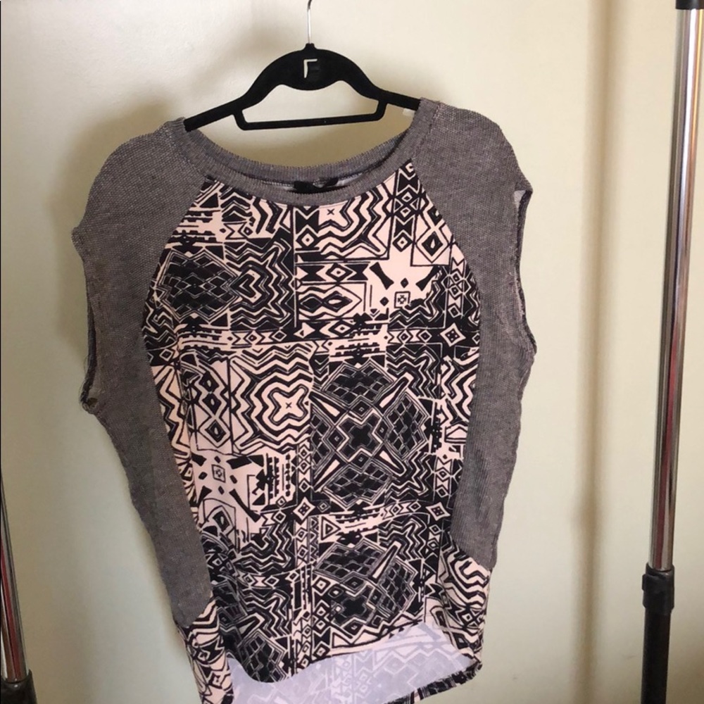 Francesca’s sleeveless top